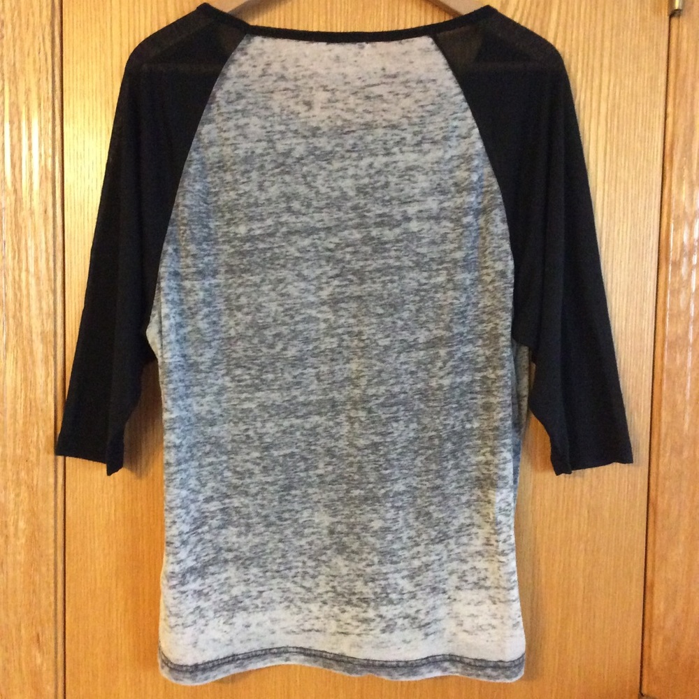 Cross Tee - Picture 4 of 4